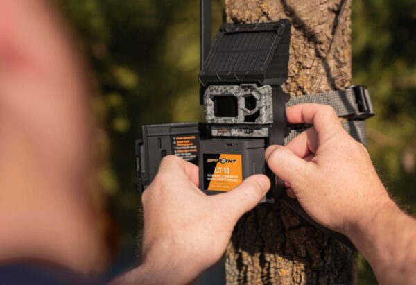 Spypoint Herlaadbare Lithium Accu C-10 met laadkabel